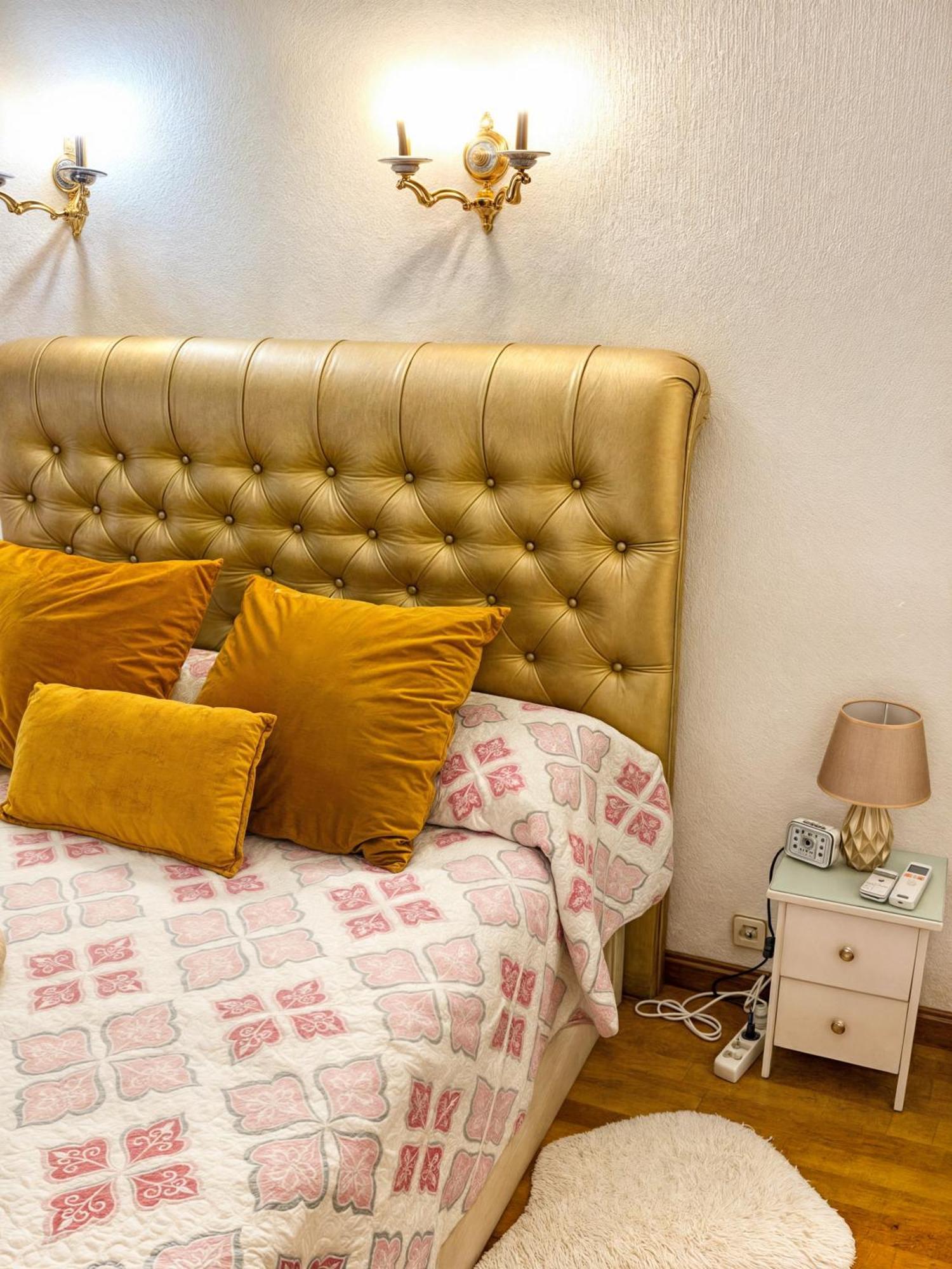 Moncloa, Comfort In The Heart Of Madrid